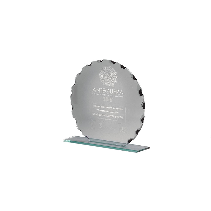 19-1367-2 GLASS AWARD 13.5CM - Image 1